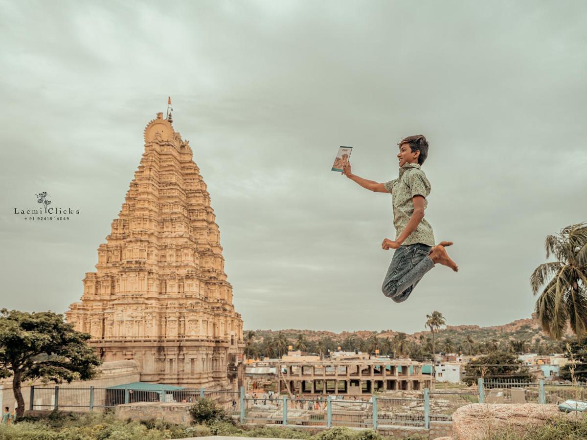 Temple View Guest House Hampi Zewnętrze zdjęcie